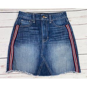 Hollister Mini Jean Skirt Size 0 / 24 Ultra High Rise Blue Denim Stripe Raw Hem